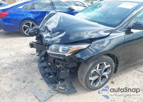 2020 Kia Forte Lxs z USA, uszkodzony, nr VIN 3KPF24AD4LE175702